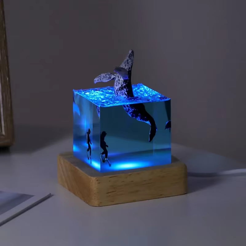 Seabed World Organism Resin Table Light Art Decoration Lamp Shark Sunken Ship Theme Night Light USB Charge Creative Night Light