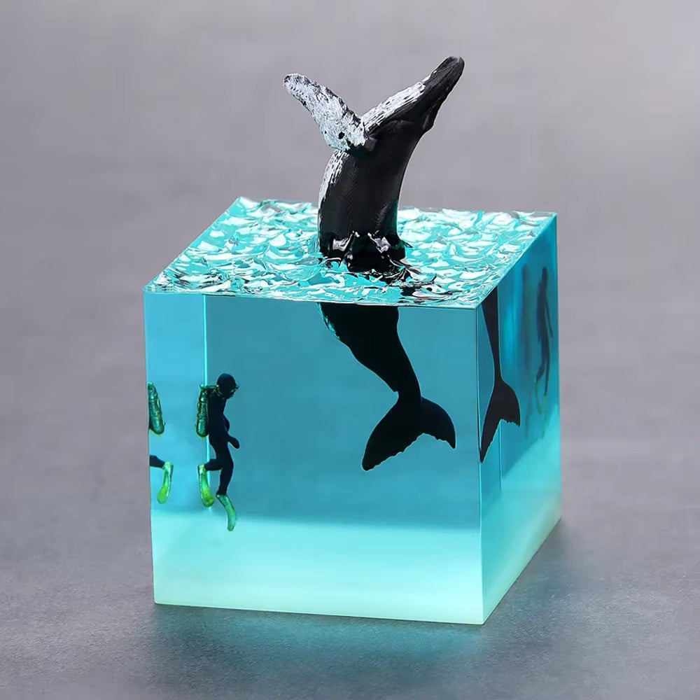 Seabed World Organism Resin Table Light Art Decoration Lamp Shark Sunken Ship Theme Night Light USB Charge Creative Night Light