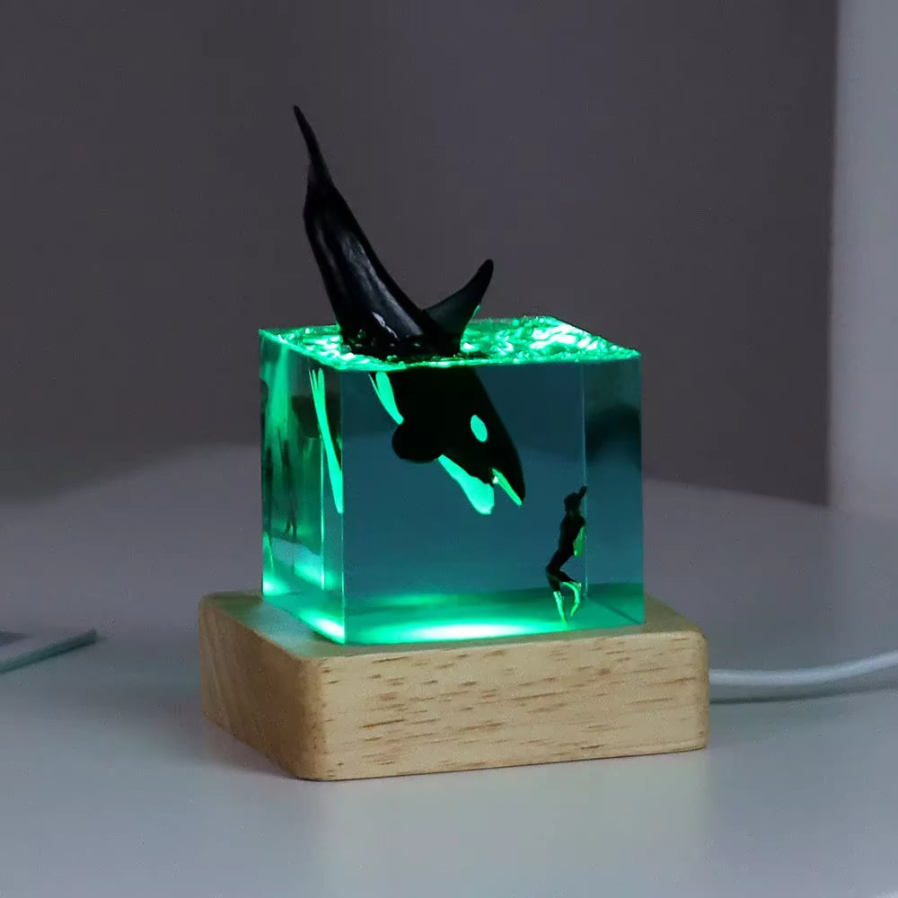 Seabed World Organism Resin Table Light Art Decoration Lamp Shark Sunken Ship Theme Night Light USB Charge Creative Night Light