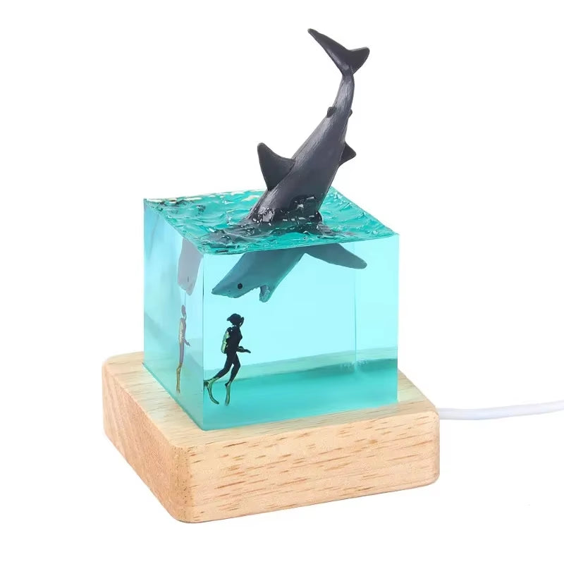 Seabed World Organism Resin Table Light Art Decoration Lamp Shark Sunken Ship Theme Night Light USB Charge Creative Night Light