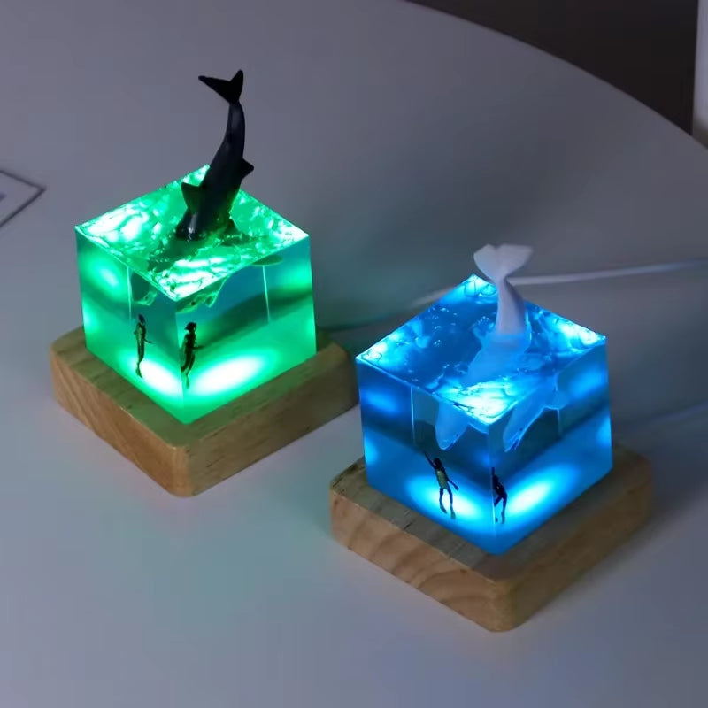 Seabed World Organism Resin Table Light Art Decoration Lamp Shark Sunken Ship Theme Night Light USB Charge Creative Night Light